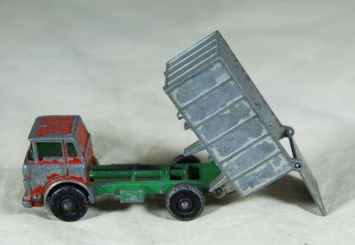 Matchbox - Lesney - GMC Tipper Truck No 26 - Bid Now!!