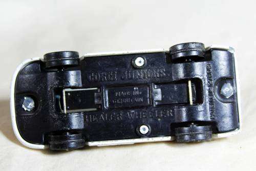 Corgi Juniors - Healer Wheeler