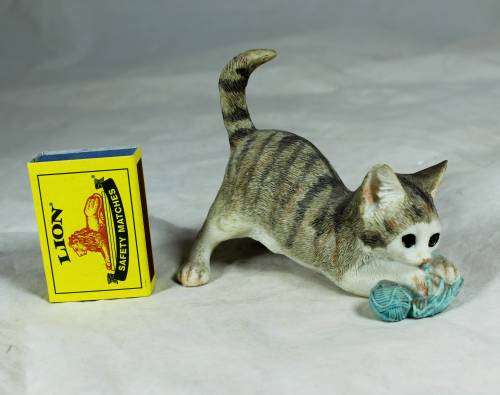 Cat Playing with Balls of Yarn - Bid Now!!!
