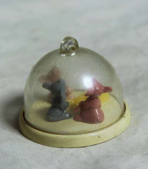 Miniature Mice in a dome - Bid Now!!