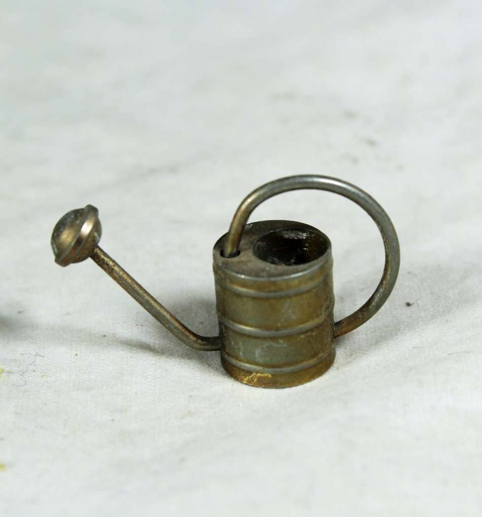 Miniature brass watering can -  Gorgeous! - Bid Now!!!