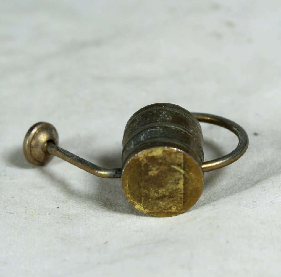 Miniature brass watering can -  Gorgeous! - Bid Now!!!