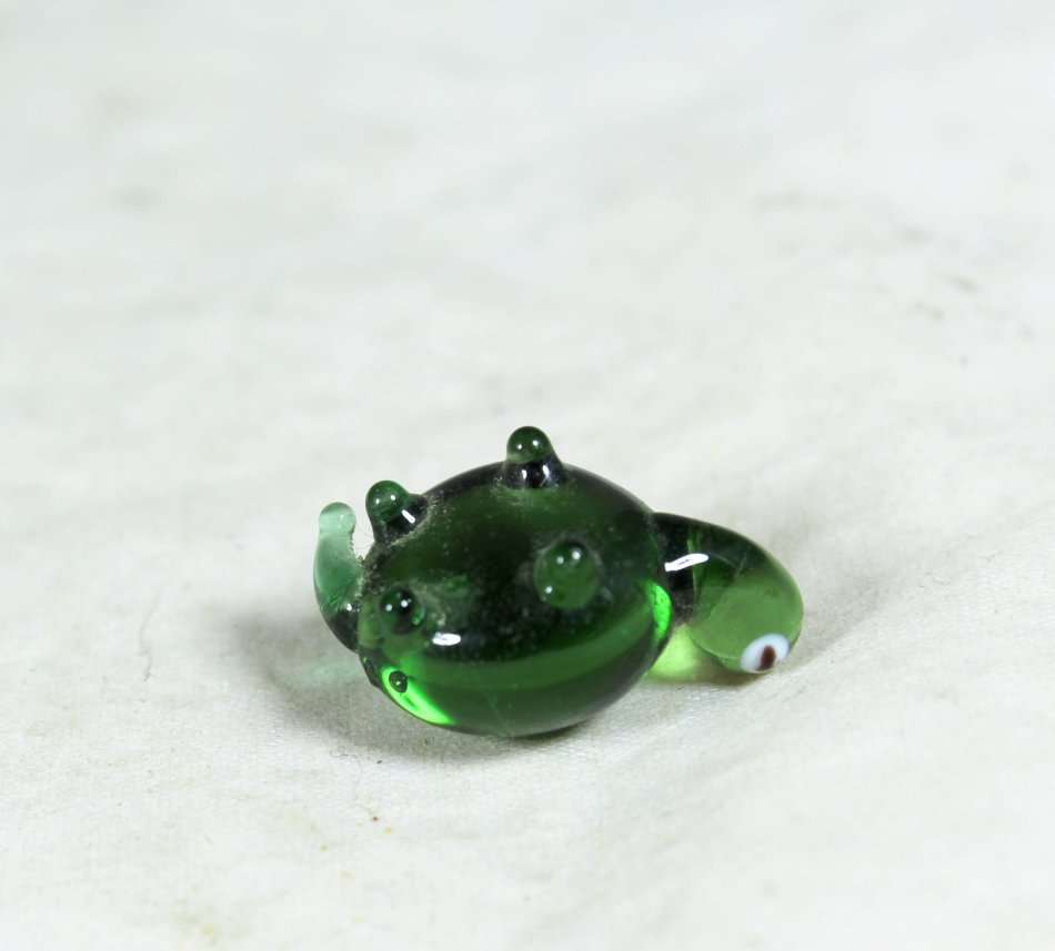 Miniature Glass tortoise - Gorgeous! - Bid Now!!!