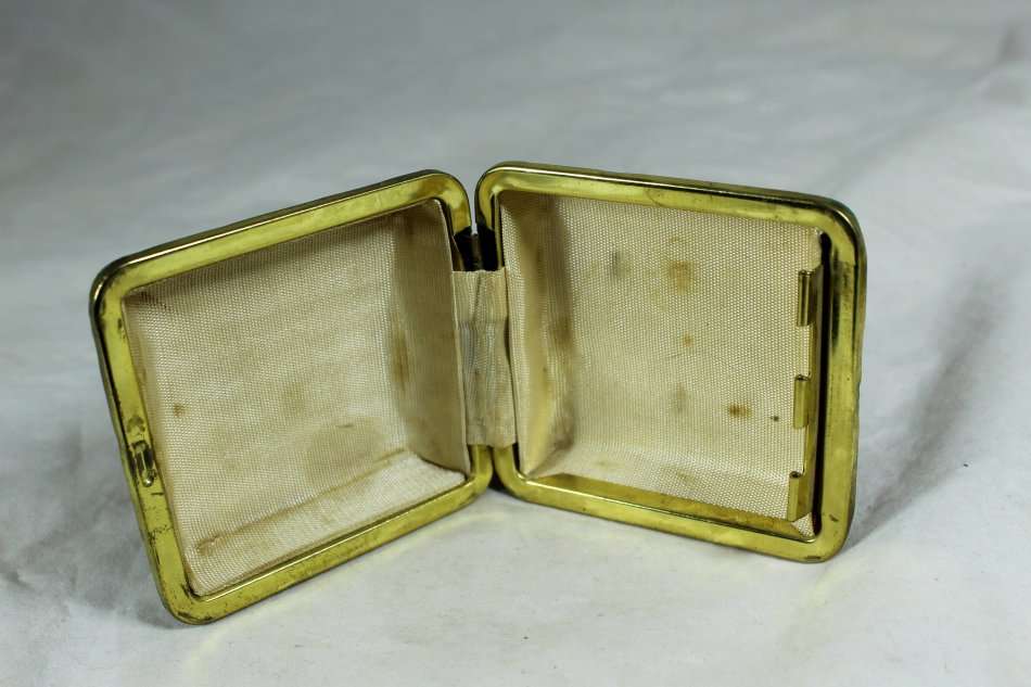 Universal travel clock