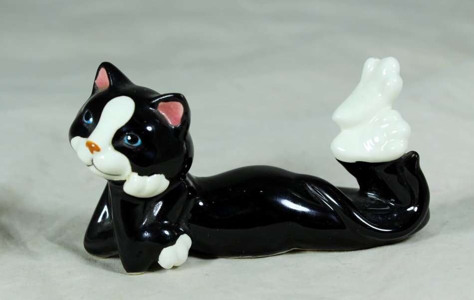 Miniature porcelain - sylvester cat