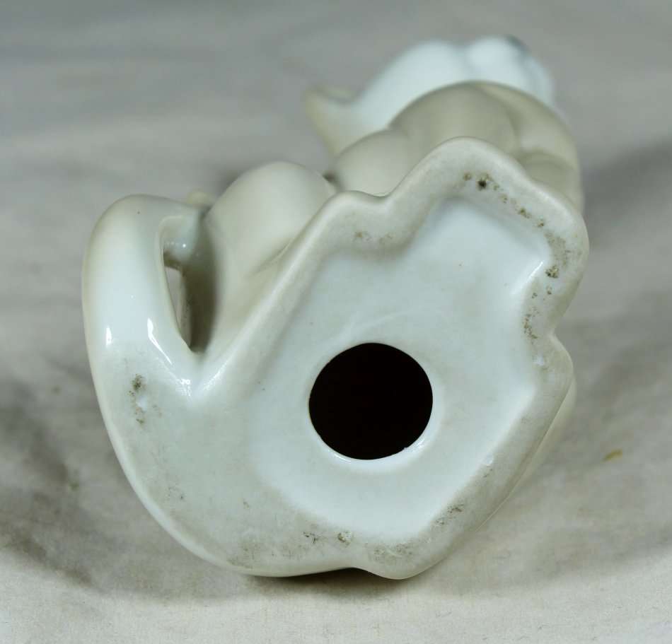 Seated Beige Cat - Beautiful !!!! - Bid Now!!!