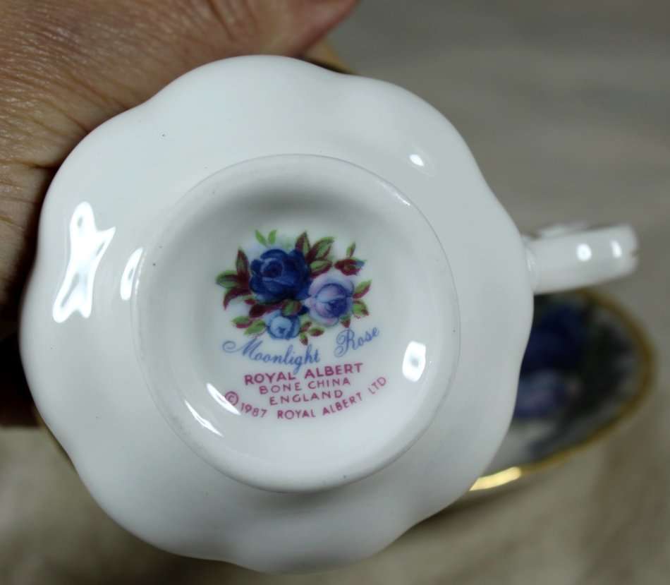 A STUNNING ROYAL ALBERT - MOONLIGHT ROSE - DEMITASSE DUO - BID NOW !!!
