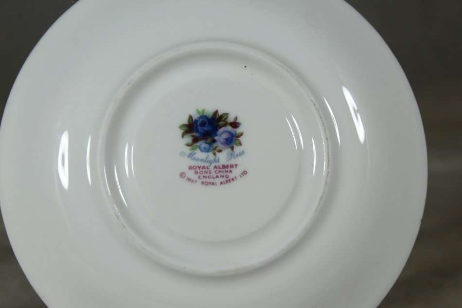 A STUNNING ROYAL ALBERT - MOONLIGHT ROSE - DEMITASSE DUO - BID NOW !!!