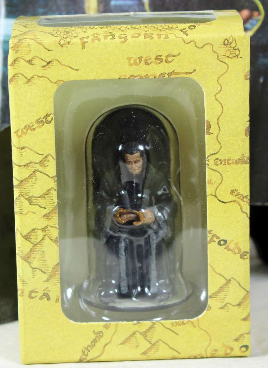 Lord of the Rings - Denethor at the court of Minas Tirith