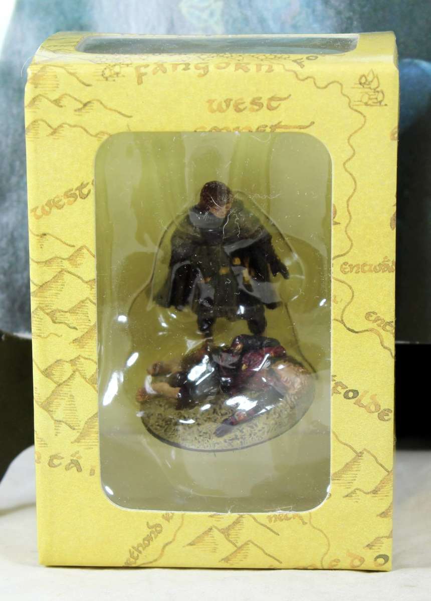 LORD OF THE RINGS - MERRY & PIPPIN AT THE PELENNOR FIELDS - BID NOW!!!