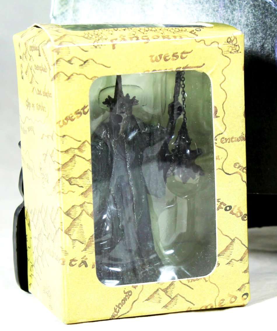 LORD OF THE RINGS - THE WITCH KING AT PELENNOR FIELDS - BID NOW!!!