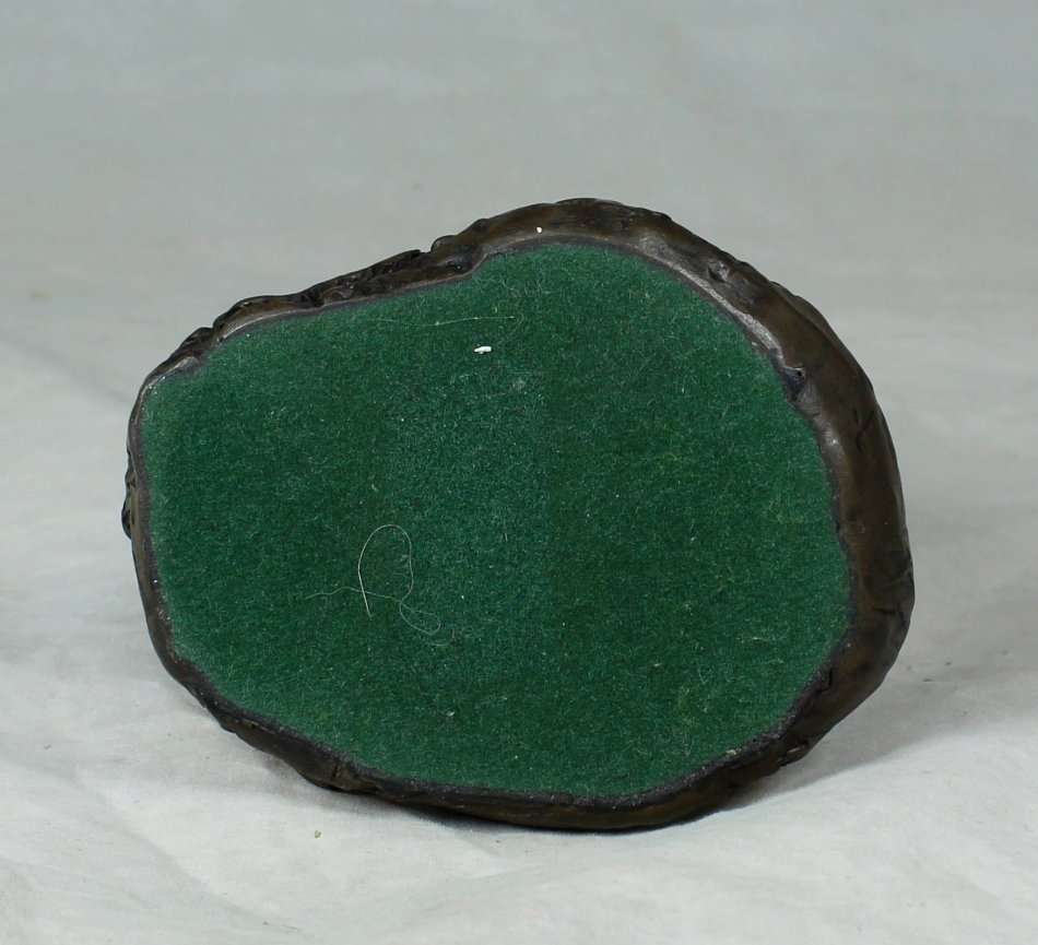 HILARY NIGHTINGALE - A BEAUTIFUL METAL PENGUIN AND BABY - BID NOW!!!!