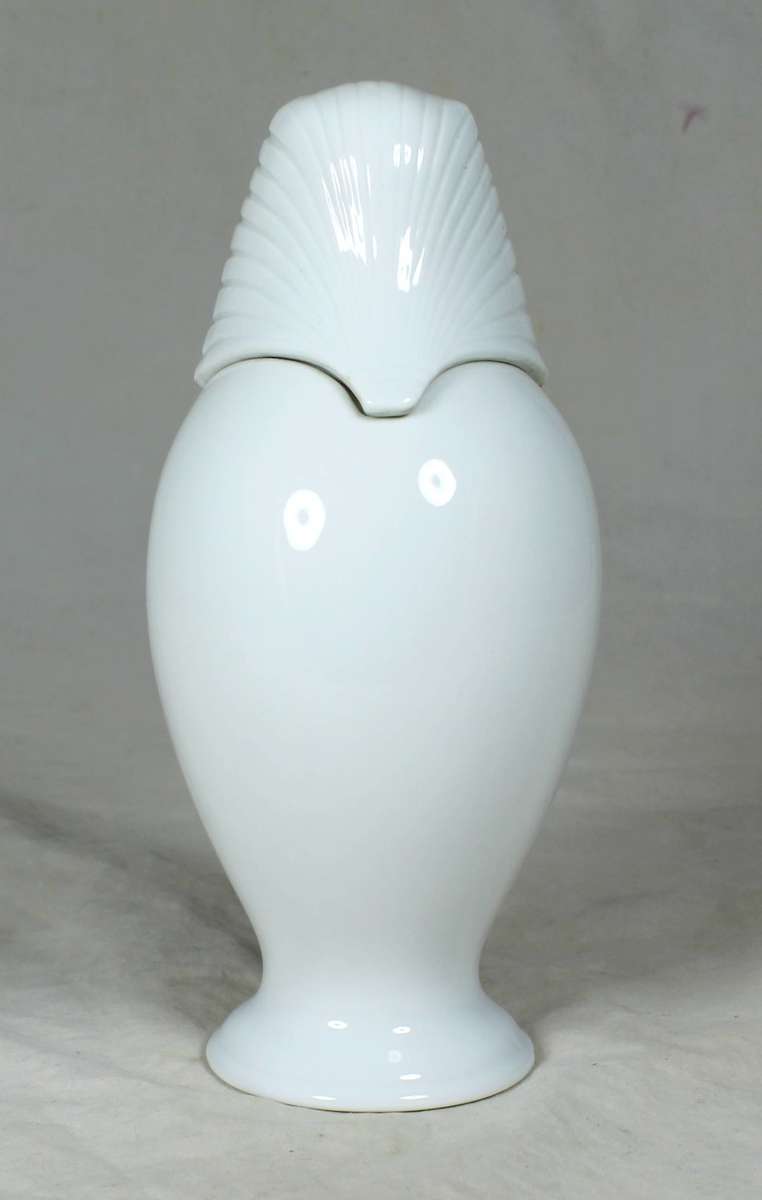 ELIZABETH ARDEN -TREASURES OF THE PHAROAHS - IMPERIAL VASE - BID NOW!!!!