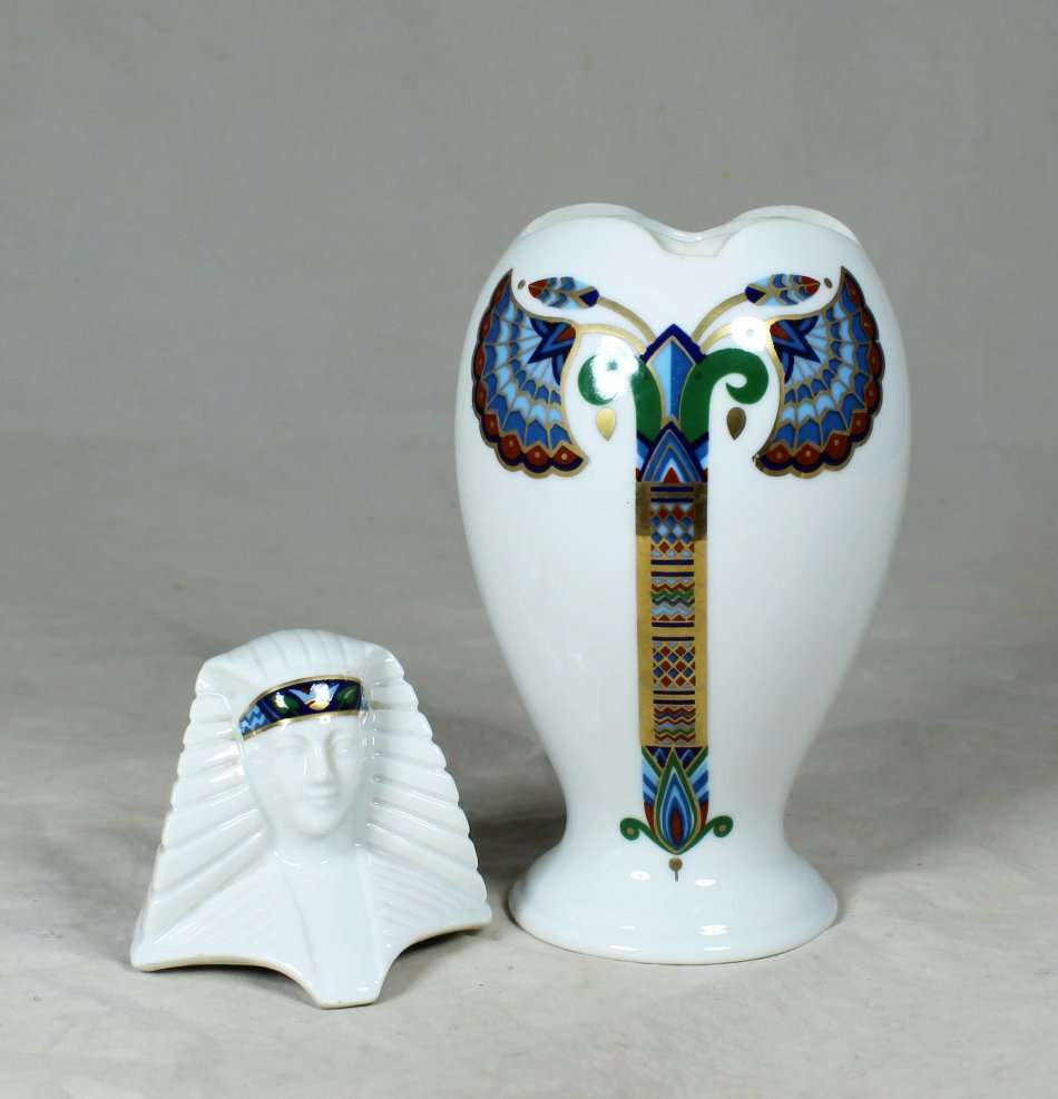 ELIZABETH ARDEN -TREASURES OF THE PHAROAHS - IMPERIAL VASE - BID NOW!!!!