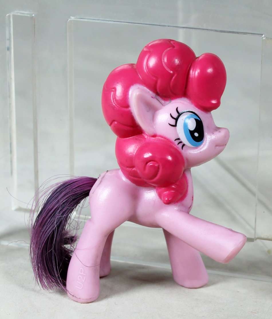 A SMALL MY LITTLE PONY - BID NOW!!!!