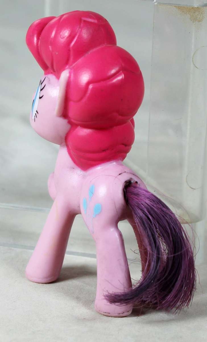 A SMALL MY LITTLE PONY - BID NOW!!!!