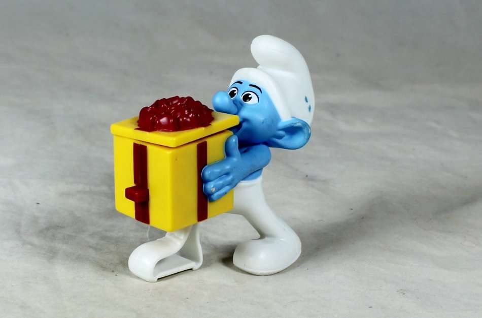 PEYO FOR McDONALDS - SMURF WITH JACK IN THE BOX - BID NOW!!!!