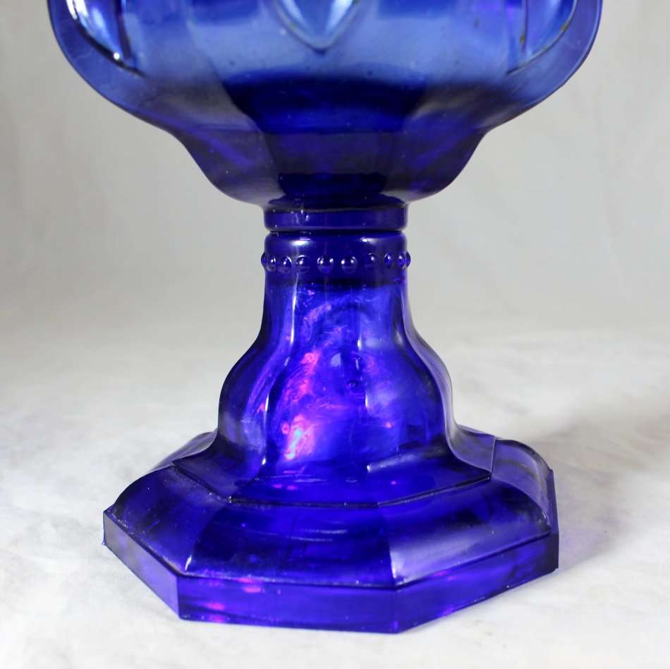A BEAUTIFUL ALFRED MEAKIN ROYAL BLUE PARAFIN LAMP  - BID NOW!!!!