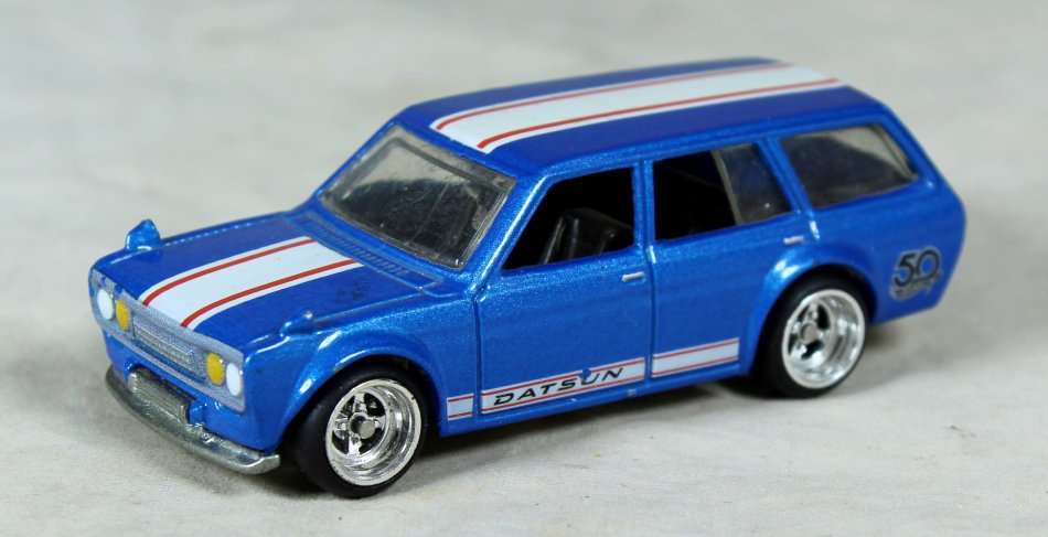 HOTWHEELS-DATSUN 71' 510 WAGON-BID NOW !!