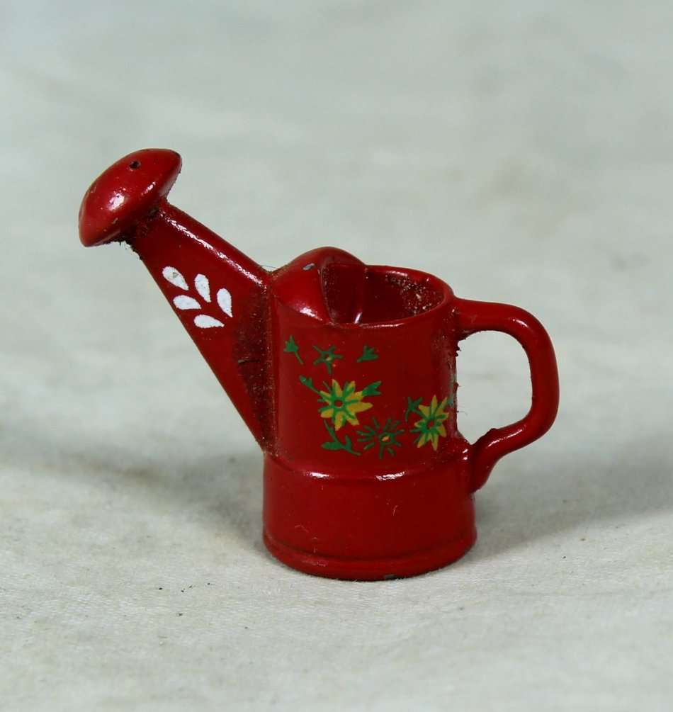 MINIATURE METAL WATERING CAN - BID NOW!!!