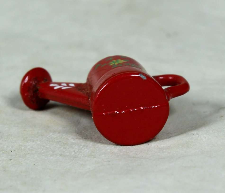 MINIATURE METAL WATERING CAN - BID NOW!!!