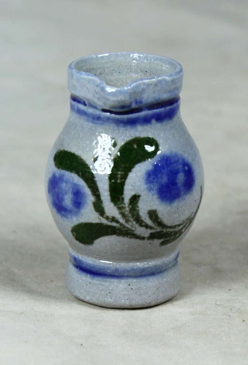 MINIATURE PITCHER - BID NOW!!