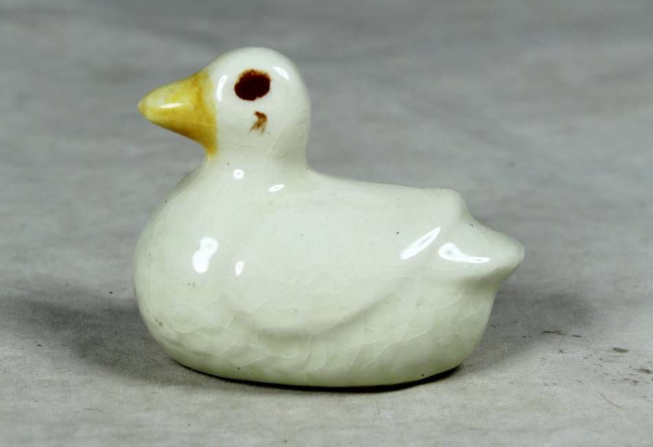 MINIATURE SWAN-BID NOW!!