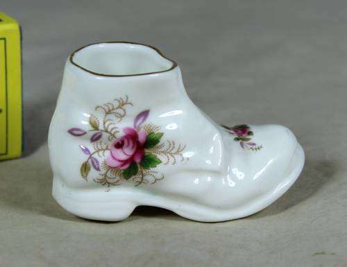 Royal Albert - moss lavender rose - miniature shoe