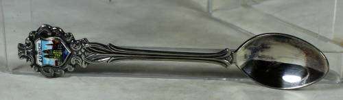 SOUVENIR TEASPOON-ZURICH (BEAUTIFUL) -BID NOW!!!