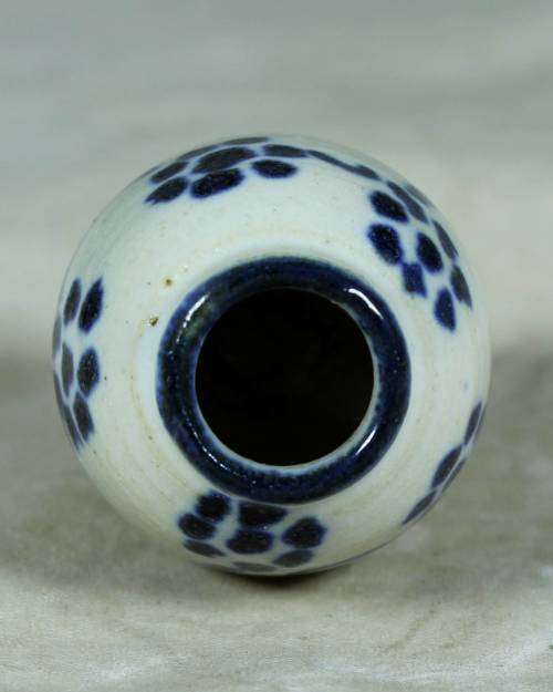 A LOVELY SHARON CERAMIC VASE - BID NOW!!!