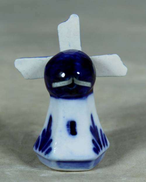 blue and white windmill