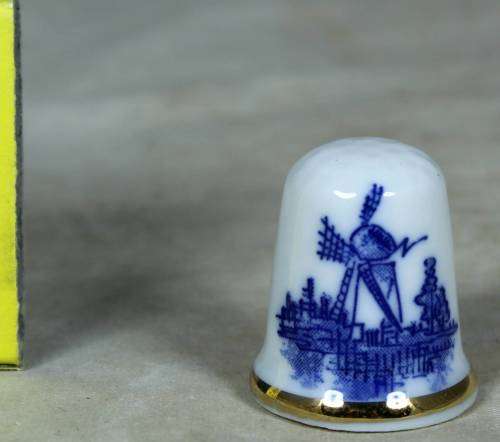 LOVELY PORCELAIN THIMBLE (WINDMILL)-BID NOW!