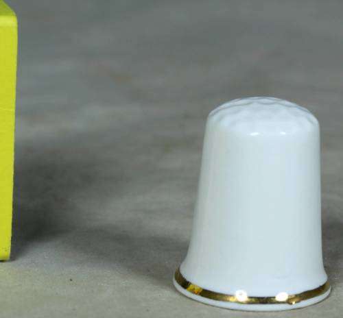 Bone China thimble - life guard, horse guards parade