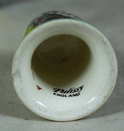 THIMBLE-PALISSY ENGLAND(BIRD IN A TREE)BID NOW!