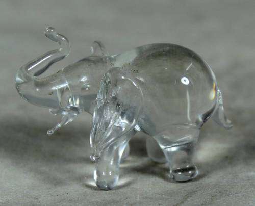 MINIATURE-GLASS ELEPHANT(BEAUTIFUL)BID NOW