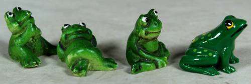 MINIATURE-GROUP OF FOUR FROGS-BID NOW