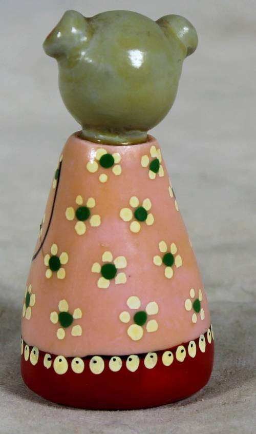 MINIATURE-A LOVELY LITTLE HAND PAINTED MOUSE BY FAY-BID NOW!