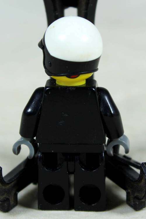 MINIATURE LEGO FIGURINE-BAD COP/GOOD COP(LEGO MOVIE 2) BID NOW!