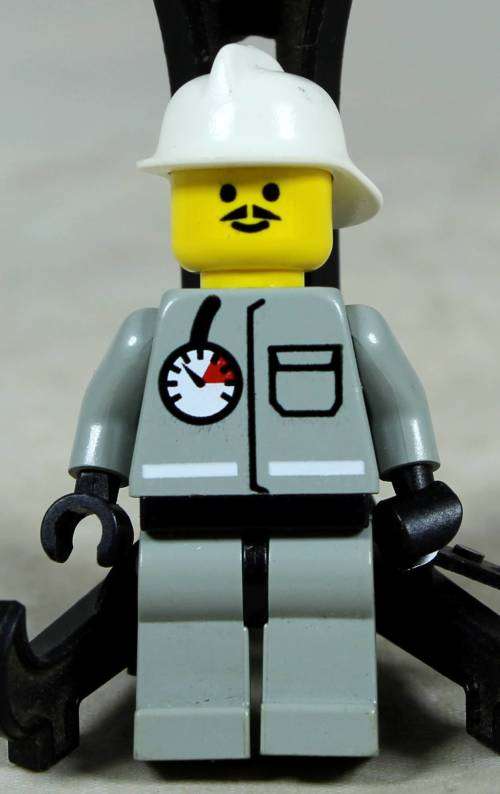 MINIATURE LEGO FIGURINE-FIREFIGHTER BID NOW!