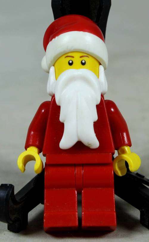 MINIATURE LEGO FIGURINE-SANTA-BID NOW!