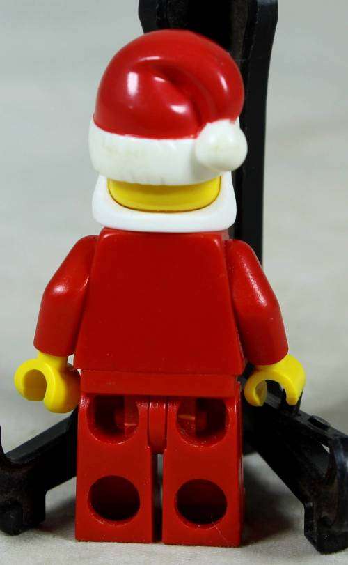 MINIATURE LEGO FIGURINE-SANTA-BID NOW!