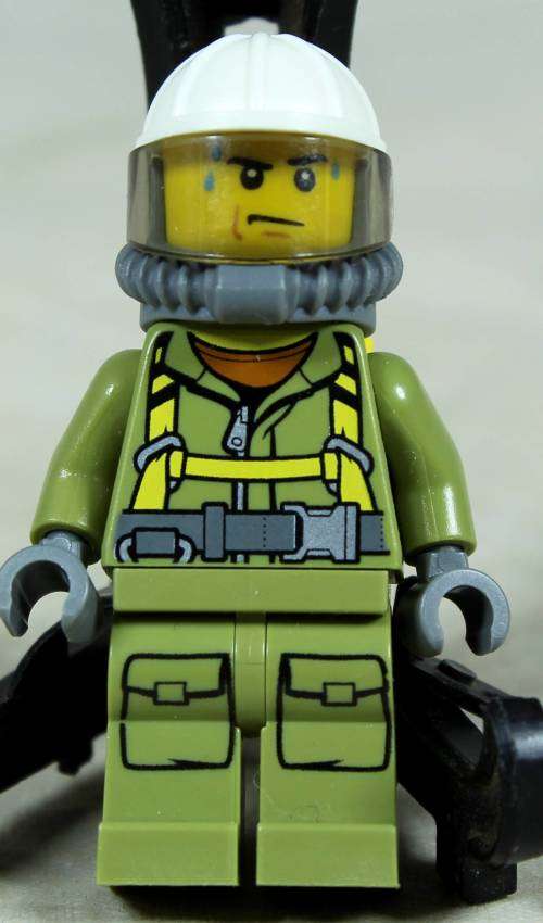 Lego mini figurine - Volcano male explorer