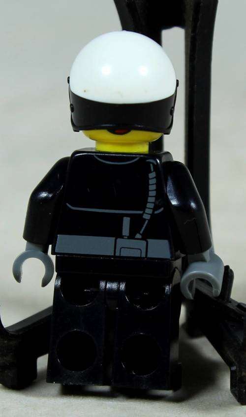 MINIATURE LEGO FIGURINE-BAD COP CROOKED SMILE(LEGO MOVIE) BID NOW