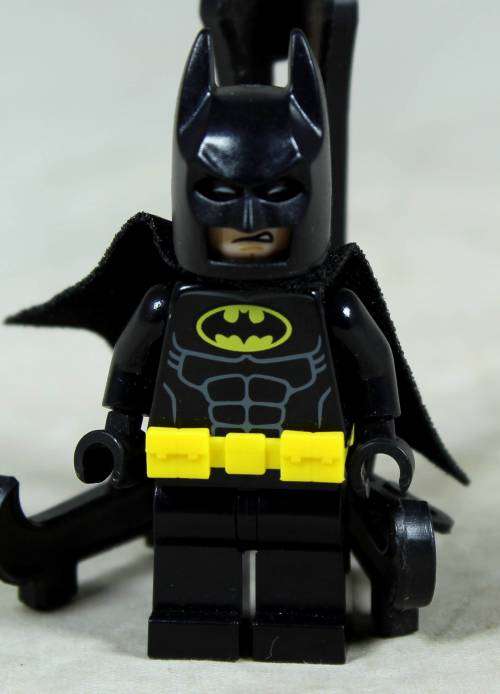 MINIATURE LEGO FIGURINE-BAT MAN(LEGO MOVIE) BID NOW