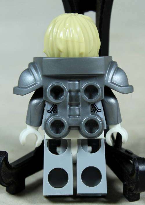 MINIATURE LEGO FIGURINE-LANCE(NEXO KNIGHTS) BID NOW