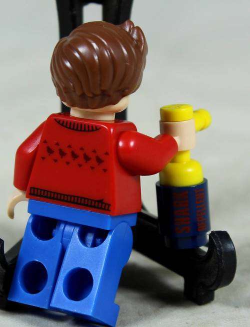 MINIATURE LEGO FIGURINE- ROBIN DICK GRAYSON SHARK REPELENT(LEGO BATMAN MOVIE)BID NOW !!