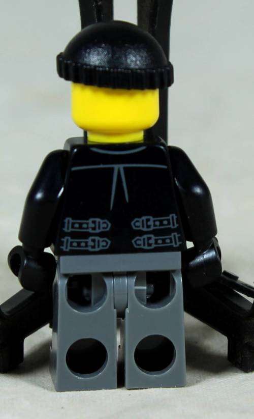MINIATURE LEGO FIGURINE-CRIMINAL ROBBER BID NOW!!