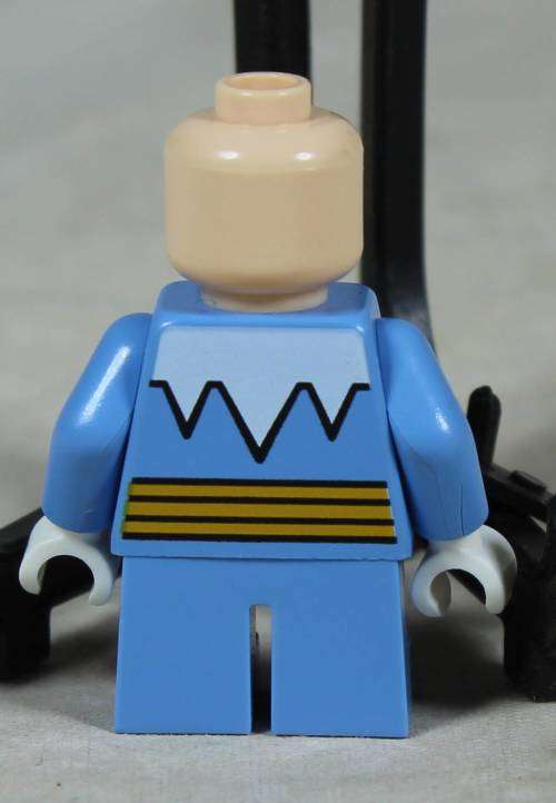 MINIATURE LEGO FIGURINE-CAPTAIN COLD(SHORT LEGS) BID NOW!
