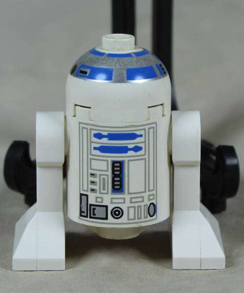 MINIATURE LEGO FIGURINE-ASTROMECH DROID(R2-D2 SW0028) BID NOW!