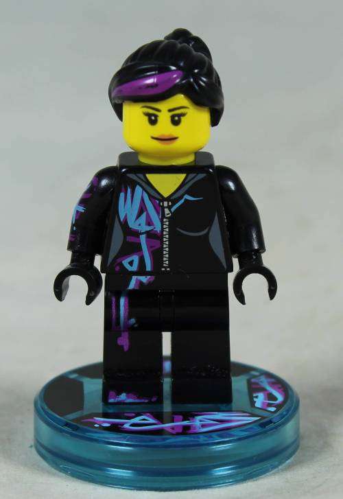 MINIATURE LEGO FIGURINE-WYLDSTYLE ON A PLATFORM BID NOW!